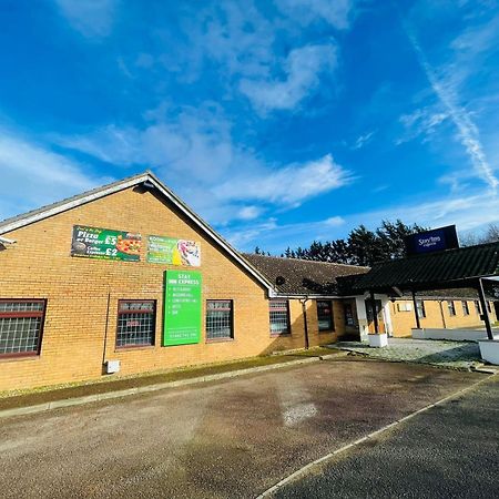 Oyo Stay Inn Express, Cambridge Papworth Everard Kültér fotó