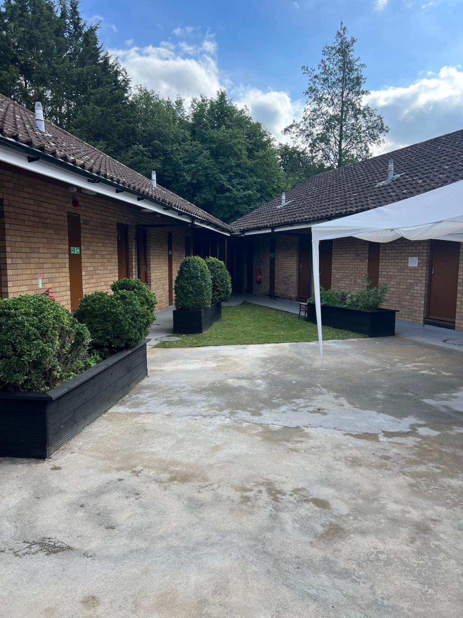 Oyo Stay Inn Express, Cambridge Papworth Everard Kültér fotó