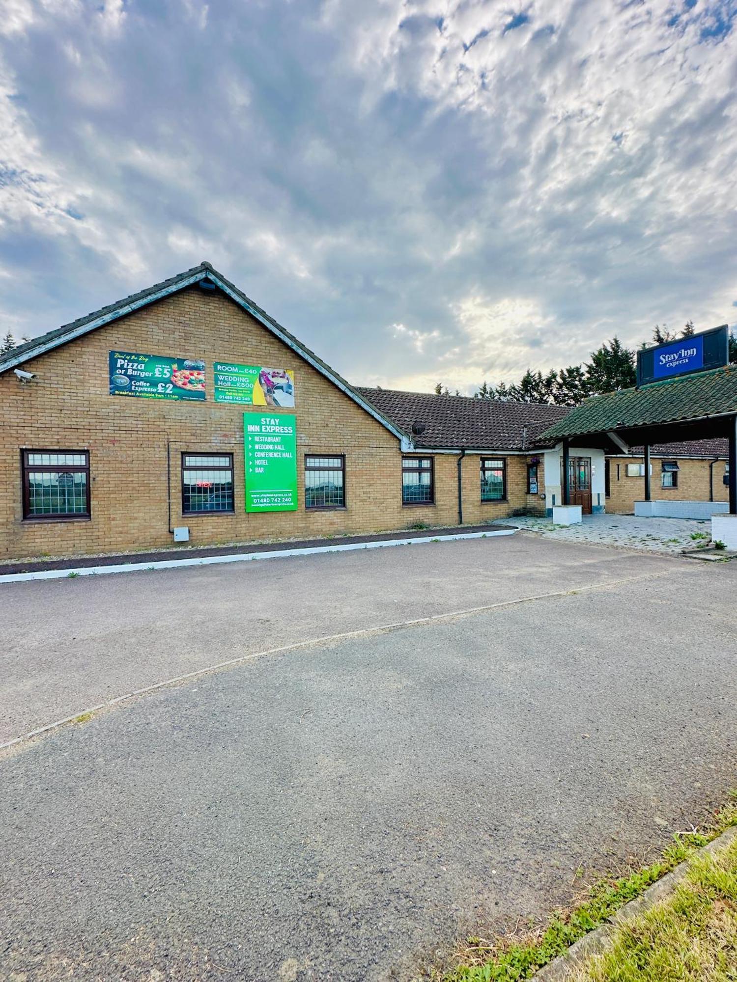 Oyo Stay Inn Express, Cambridge Papworth Everard Kültér fotó