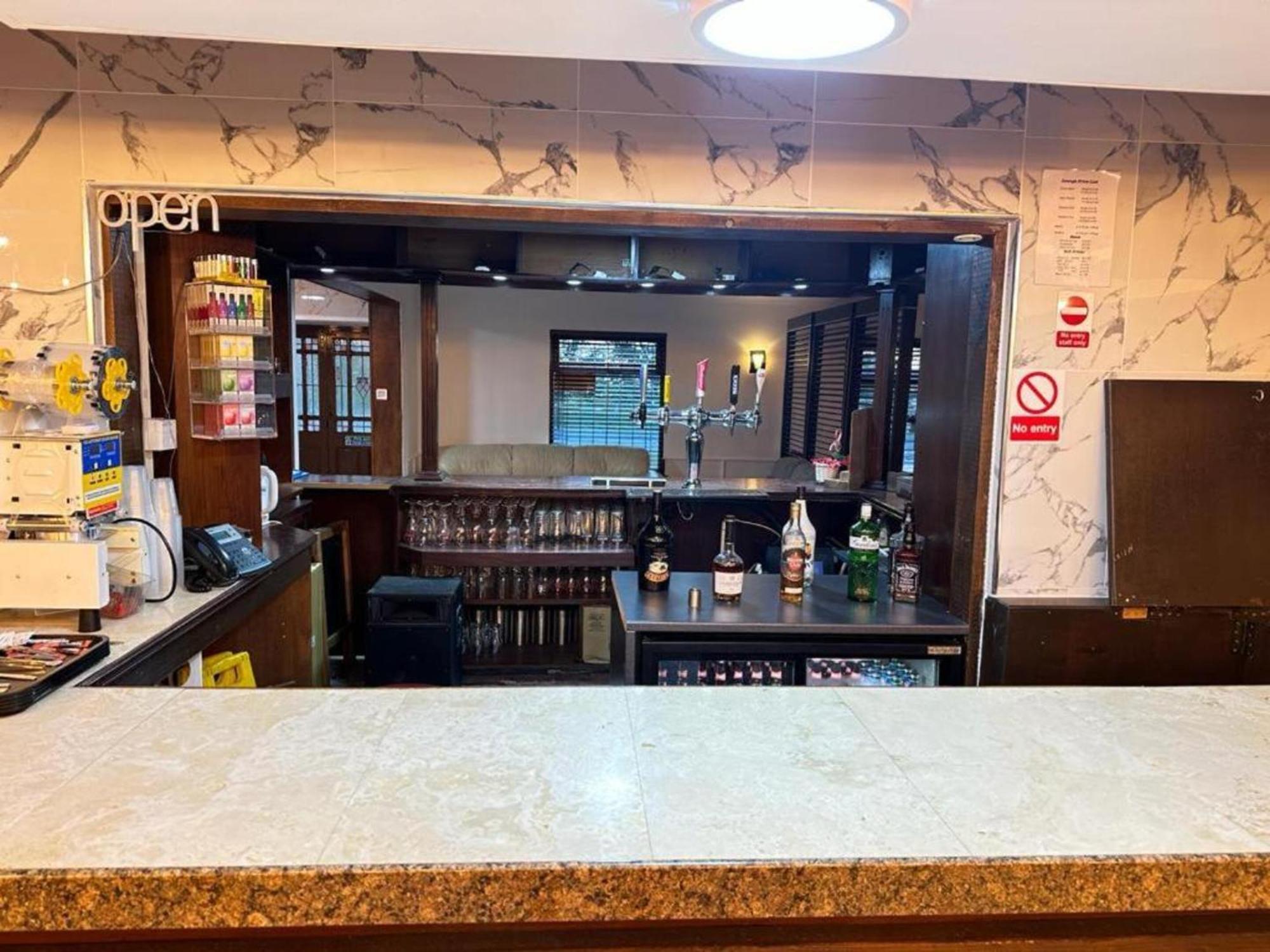 Oyo Stay Inn Express, Cambridge Papworth Everard Kültér fotó